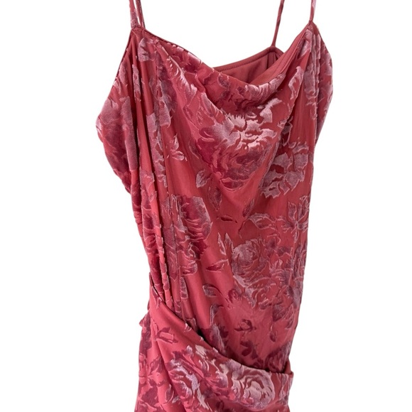 Free People Intimately Olivia Velvet Dress in Dusty Rose - Picture 5 of 7
